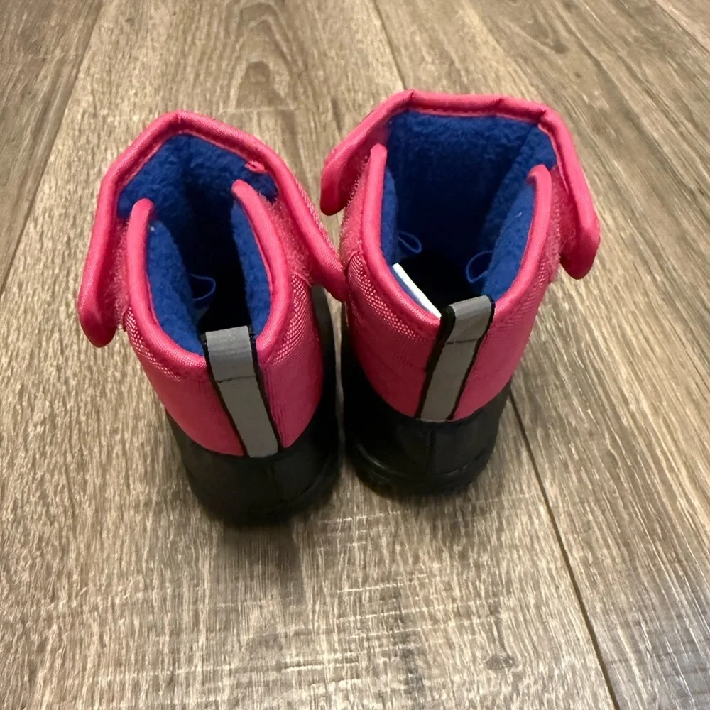 Ralph Lauren Active Pink Nylon Albirta EZ baby boots size 2